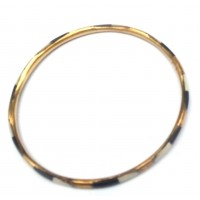 Браслет медный с бело-черными костяными вставками  (d-7 см, ширина 4 мм)