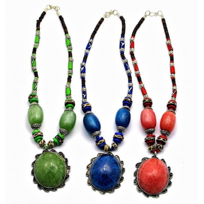 Ожерелье с кулоном