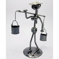 Техно-арт Девушка с коромыслом металл (20,5х12,5х8,5 см)