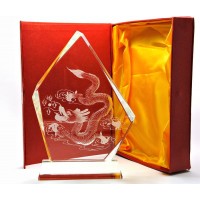 Трапеция хрустальная (25х18х3 см)