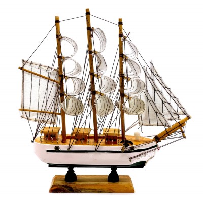 Модель парусника на подставке (24)(24,5х24х6 см)G