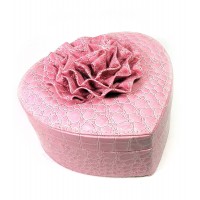 Шкатулка для бижутерии Сердечко розовая (17,5х18,5х11 см) Шкатулка для бижутерии Сердечко розовая (17,5х18,5х11 см)