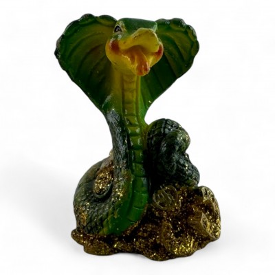 Змея-кобра с подковами (6х4х3 см)