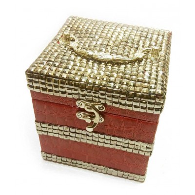 Шкатулка для бижутерии красная (12,5х12,5х12,5 см)