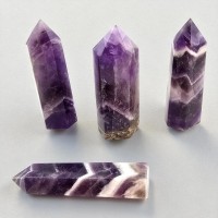 Кристалл из аметиста в форме башни полированный 7 см