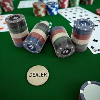 Покерные фишки в блистере (100 фишек)(19х20х4 см)(вес фишки 4 гр. d-38 мм)