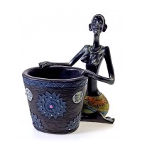 Африканка с корзиной, подставка под ручки (16х12,5х9см)B