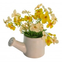 Цветы желтые в лейке (14.2х7,2х15 см) Цветы желтые в лейке (14.2х7,2х15 см)