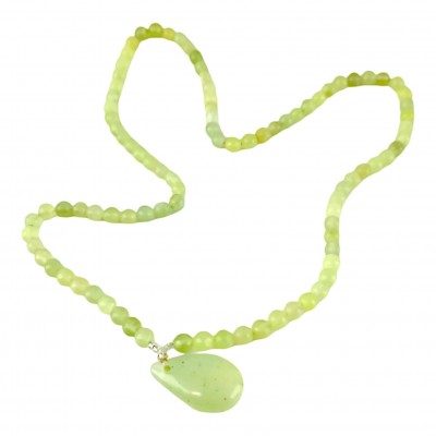 Ожерелье нефритовое с кулоном  Свет Лотоса (22,5 см)