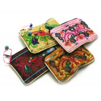 Кошелек с вышивкой (12х8 см) Кошелек с вышивкой (12х8 см)