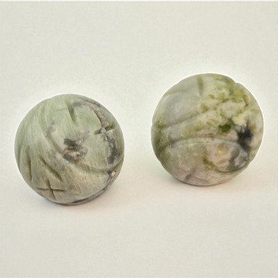 Шары массажные нефрит резные (d-4 см)