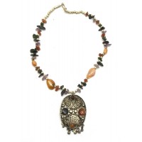 Ожерелье с каменьями агата и кулоном Овал Ожерелье с каменьями агата и кулоном Овал