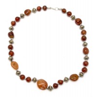Ожерелье из агата и металла (28 см)