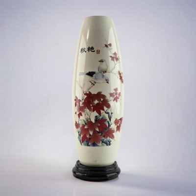 Ваза фарфоровая на подставке Птицы на ветке (26х6,3х,6,3 см) Ваза фарфоровая на подставке Птицы на ветке (26х6,3х,6,3 см)