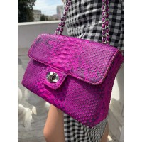 Сумочка из кожи питона (20х14х8 см) розовая Сумочка из кожи питона (20х14х8 см) розовая