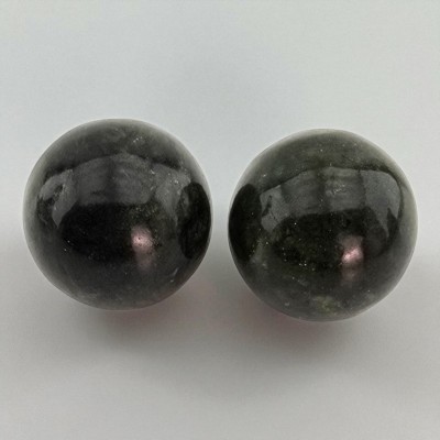 Шары массажные нефритовые в футляре (d-3,8 см)