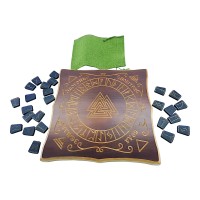 Рунический комплект : темные руны с эксклюзивным рун. алтарем на украинсом языке и мешочком