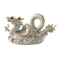 Дракон фарфор ( 8,5х 15,5х5.7 см)