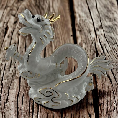 Дракон фарфоровый ( 14х 13х5 см)