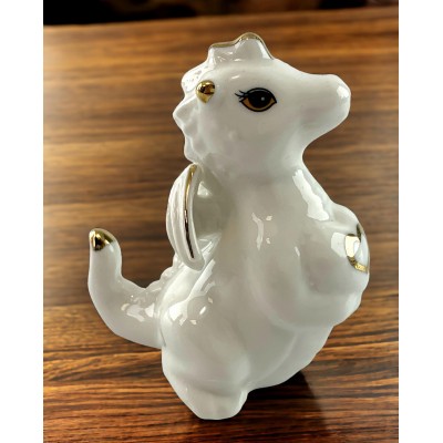 Дракон фарфор ( 8,9х 7,8х 5 см)