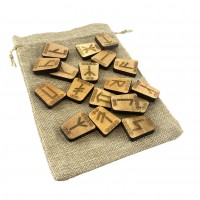 Руны Славянские светлые, 18 рун (2,9×2,4×0,7 см) с мешочком , массив дерева