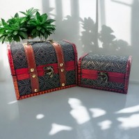 Сундучки набор 2 шт. (13х17,7х13,3 см 8,9х13,7х9,3 см) Сундучки набор 2 шт. (13х17,7х13,3 см 8,9х13,7х9,3 см)