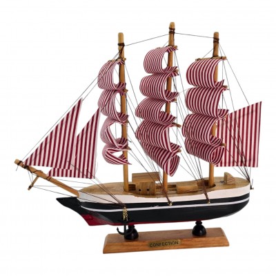 Модель парусника Паруса в полоску (21,5х24х4,5 см)