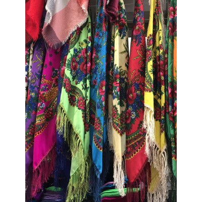 Платок женский шелк с бахромой 70x70 см, цвета в ассортименте