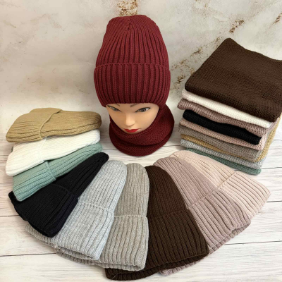 Шапка+хомут. Розмір універсальний Шапка+хомут. Розмір універсальний