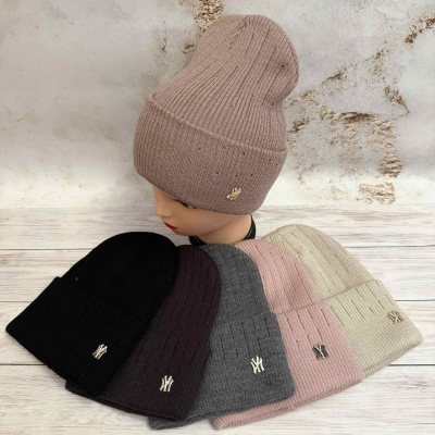 Шапка подвійна рвана NY, Акріл Софт. Розмір універсальний Шапка подвійна рвана NY, Акріл Софт. Розмір універсальний