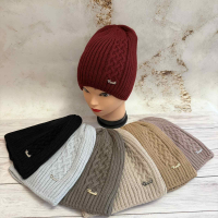 Шапка жіноча На флісі. Розмір 56-58