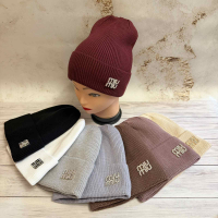 Шапка жіноча  Віскоза на флісі. Розмір 56-58