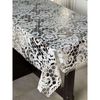 Скатерть ажурная в рулоне Lace 1,35*22м "Сота" бежевая, плотность 150 мкр