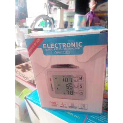 Тонометр автоматический на запястье Blood Pressure Monitor