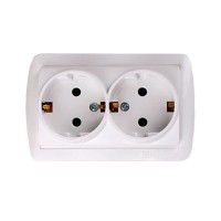 Розетка двойная с заземлением 16 А Acura Розетка двойная с заземлением 16 А Acura