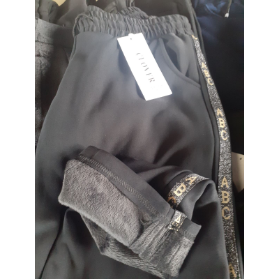 Женские спортивные брюки на меху Clover, размеры 4XL-6XL Женские спортивные брюки на меху Clover, размеры 4XL-6XL