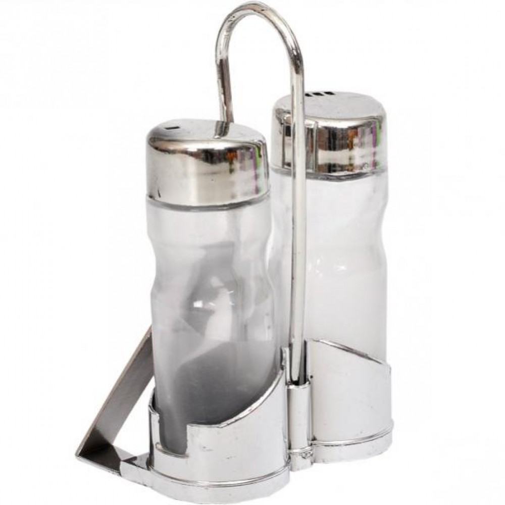 оригинальные солонки. соль и перец. перечница. старая перечница. солонка и перечница деревянные.