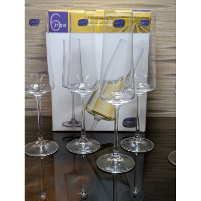 Набор бокалов для шампанского  (210мл) производство Чехия -Богемия EXTRA