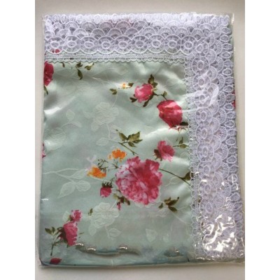 Скатерть Home Plus тканевая с кружевом (цветы) 120х150, в ассортименте