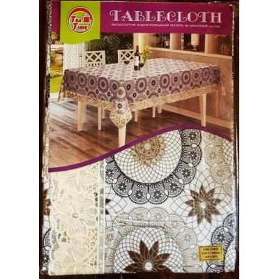 Скатерть ПВХ на основе, с виниловым кружевом. 109х140