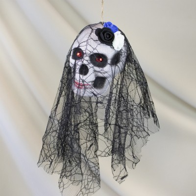 Декор подвесной череп Дева в монтилье 13812 (черный) Декор подвесной череп Дева в монтилье 13812 (черный)