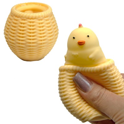 Игрушка антистресс Фуфлик Цыпленок бежевый в корзинке