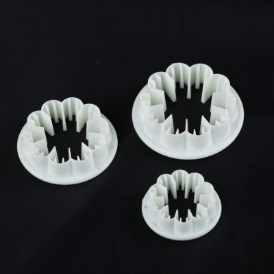 Набір пластикових вирубок Гвоздика ( 3 шт ) Набір пластикових вирубок Гвоздика ( 3 шт )