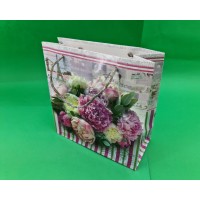 Пакет бумажный подарочный квадратный 23*24*10(артKV-169) (12 шт)