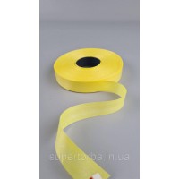 Лента полипропиленовая для воздушных шаров и подарков 2 см х 100 ярдов желтая  (1 пачка) Лента полипропиленовая для воздушных шаров и подарков 2 см х 100 ярдов желтая  (1 пачка)