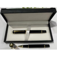 Шариковая ручка в подарочном футляре, черная с золотыми вставками Honest RP-5528