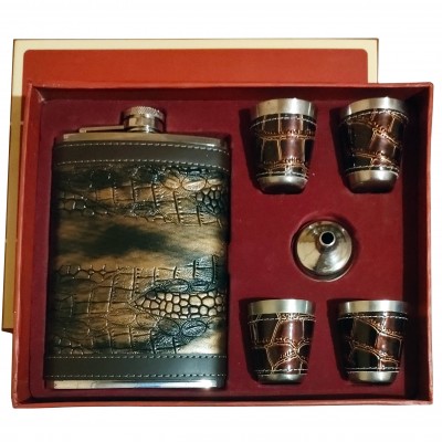 Подарочный набор: фляга 270 мл + 4 рюмки по 30 мл + воронка GT-06-2