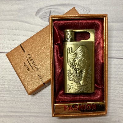 Зажигалка в подарочной коробке Тигр 