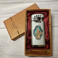 Зажигалка в подарочной коробке Девушка (Турбо пламя) №0584-4