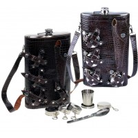 Большая фляга-набор в кожаной сумке-чехле 8 предметов (1892 мл) PT-64A Большая фляга-набор в кожаной сумке-чехле 8 предметов (1892 мл) PT-64A